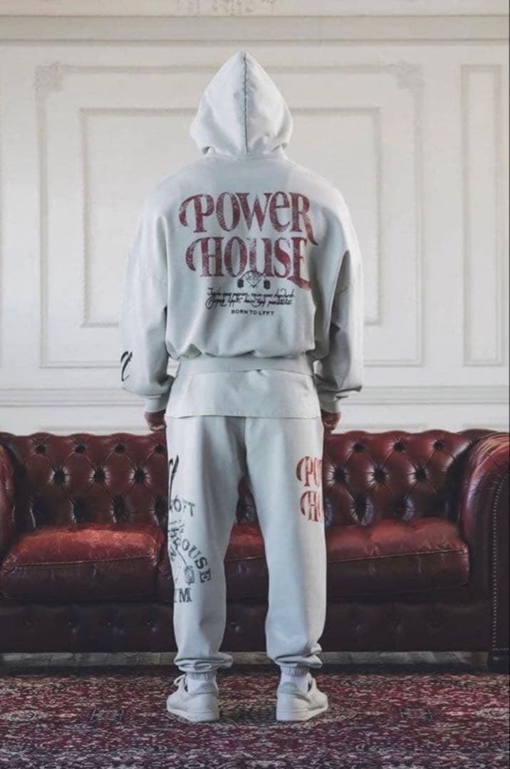 あ*お様 【完売品】LYFT × POWER HOUSE GYM コラボ パーカ