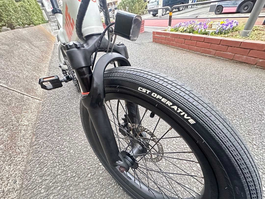 MATE FUSION 2.0電動アシスト自転車 ホワイト