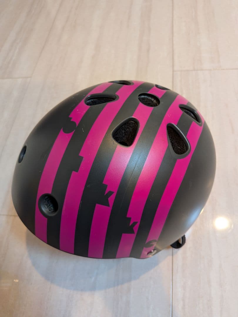 【美品】へんしんバイクC14、ライト、ヘルメット付き