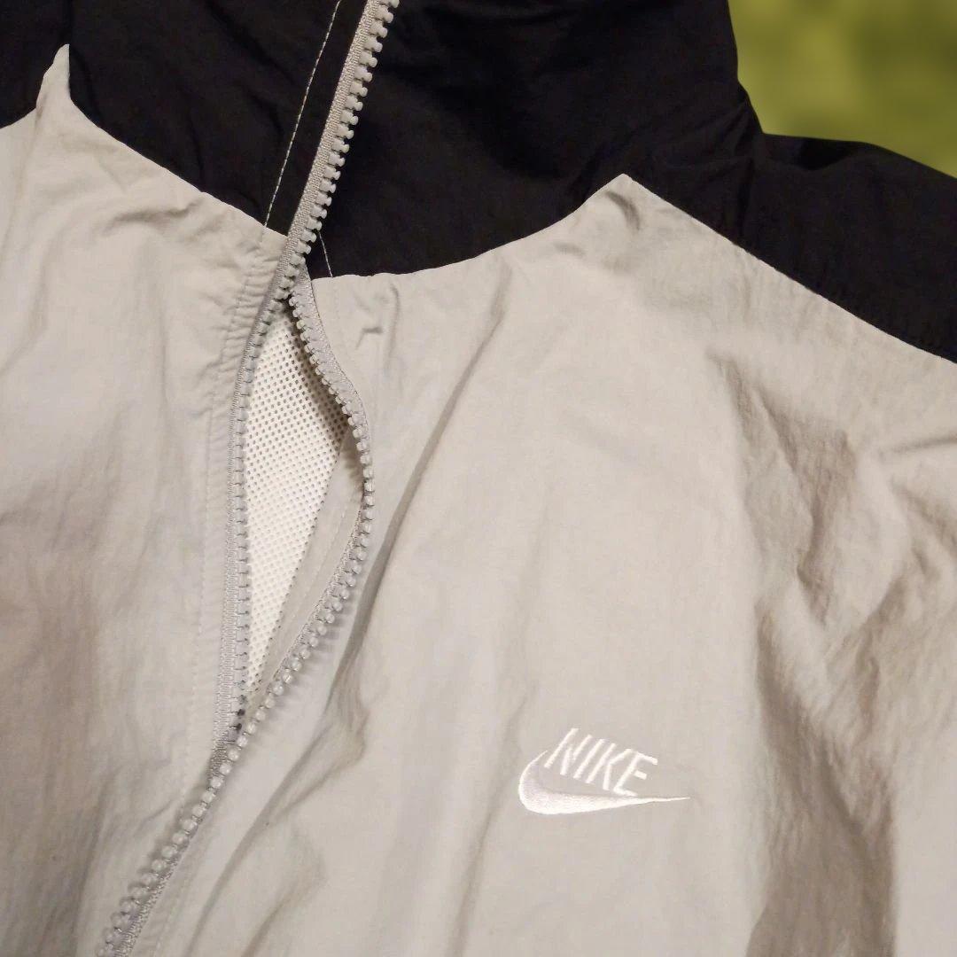 美品　NIKE　トラックジャケット　ナイロン　定価14800円　２回着用　XL