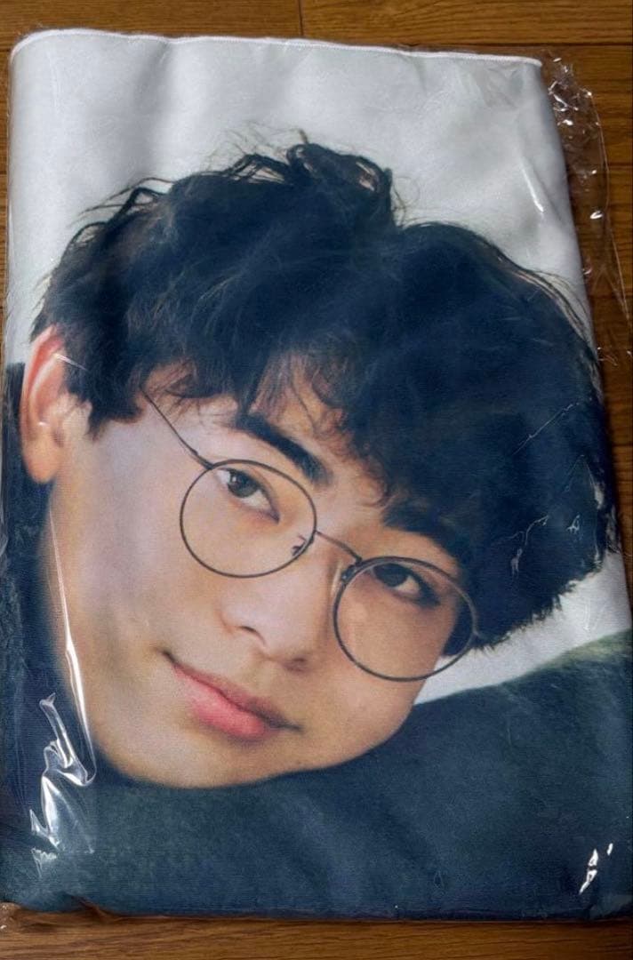 豊田裕大 肖像タオル