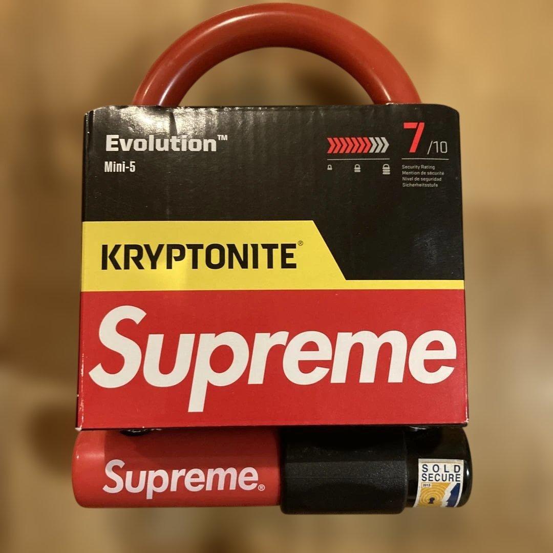 アクセサリー supreme kryptonite evolution