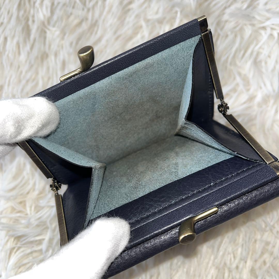 未使用級✨　IL BISONTE　がま口　三つ折り財布　ネイビー　レザー