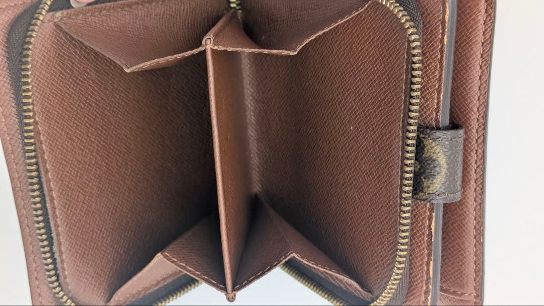 Louis Vuitton ルイヴィトンモノグラム 二つ折りコンパクトウォレット