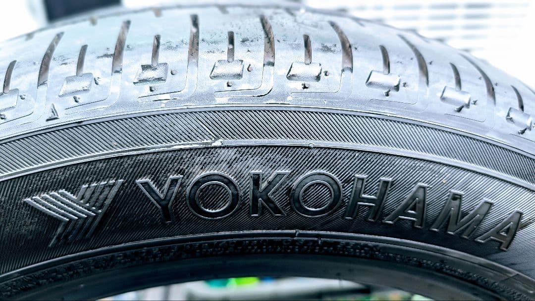 デリカD5純正タイヤ4本 GEOLANDAR SUV 225/55R18
