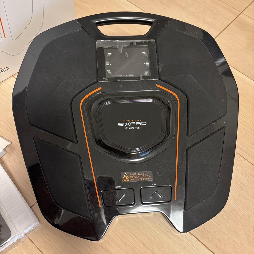 SIXPAD フィット トレーニングガイド付き