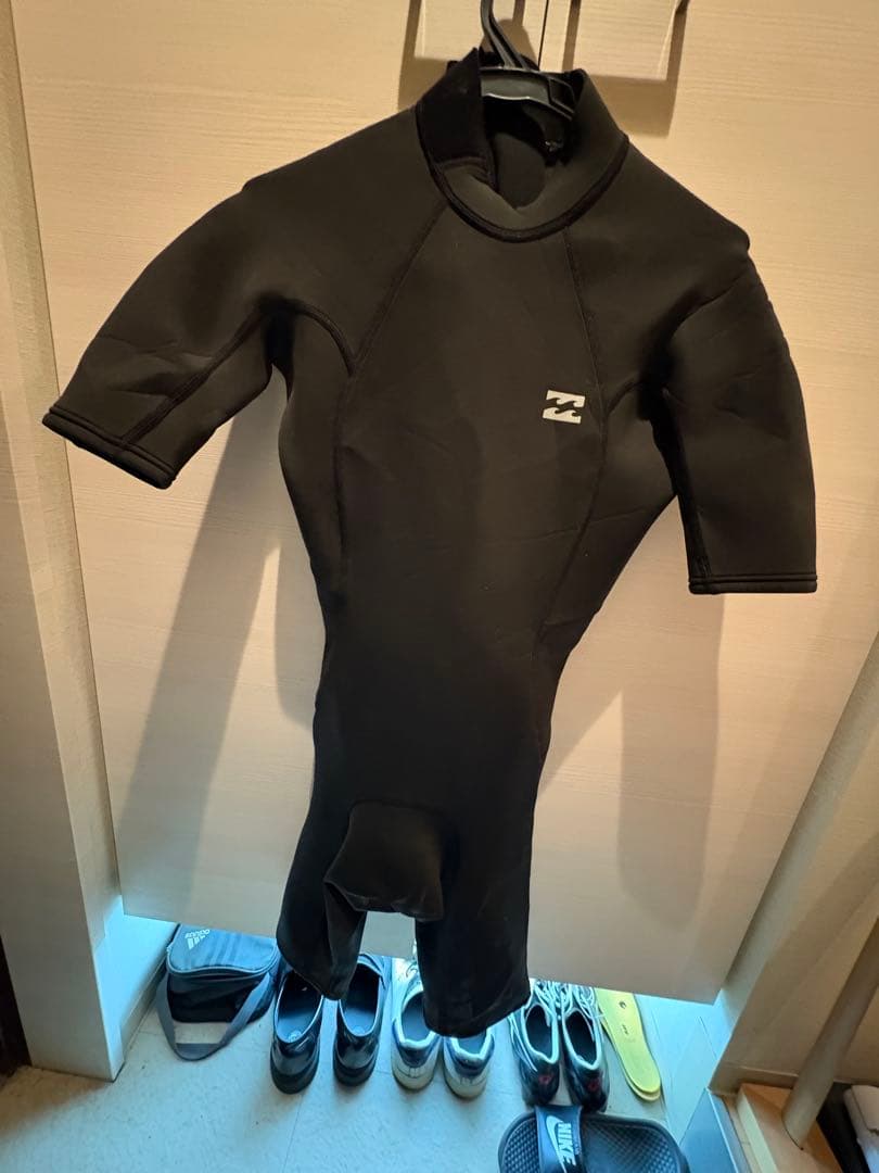 Billabong ウェットスーツ 黒 半袖