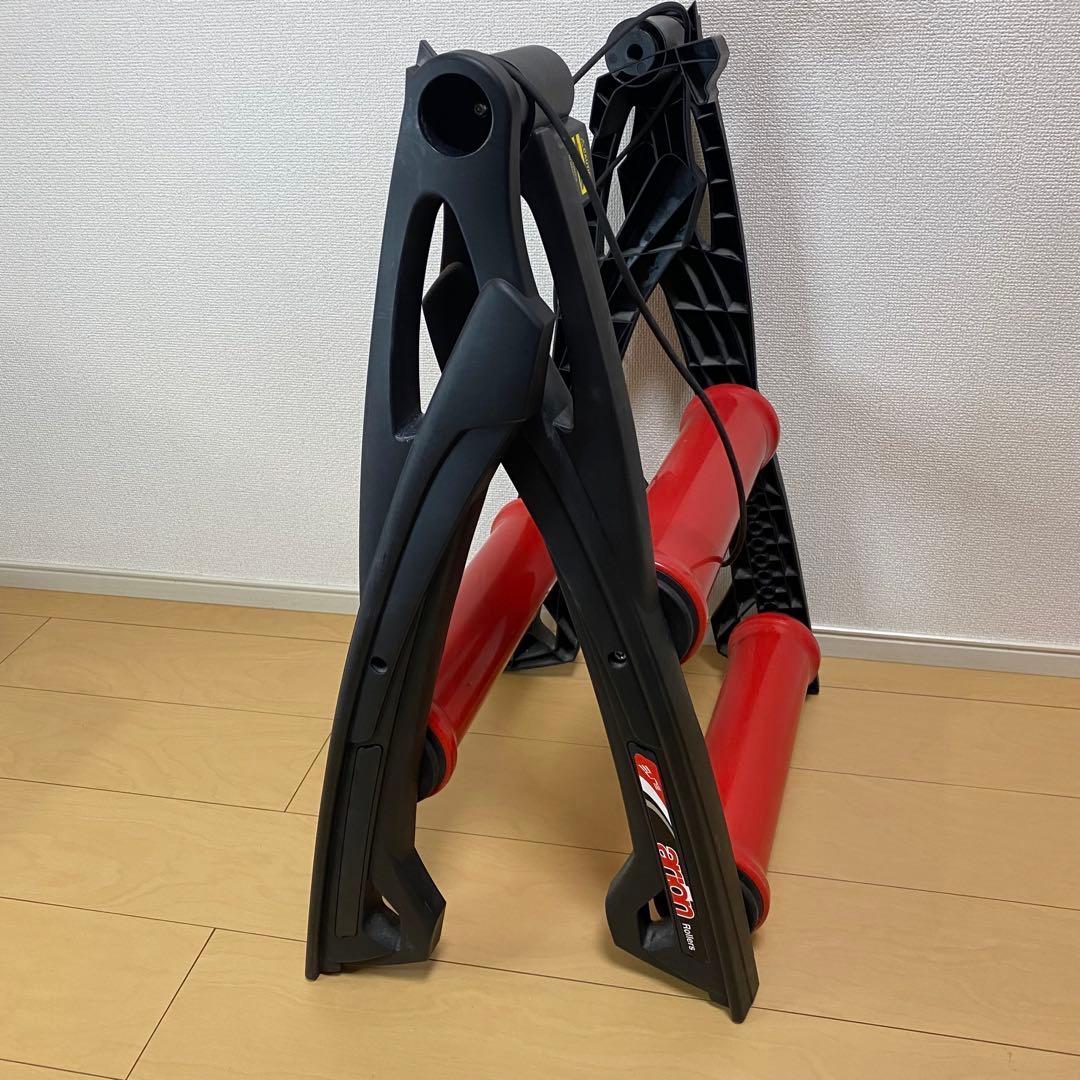 Elite(エリート)製 Arion(アリオン) 3本ローラー台