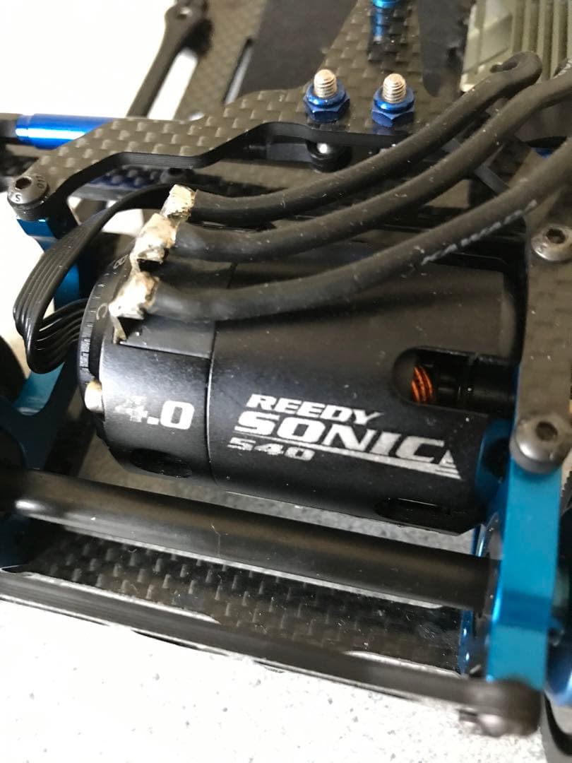 カーボン製シャーシ ホビーラジコンカー