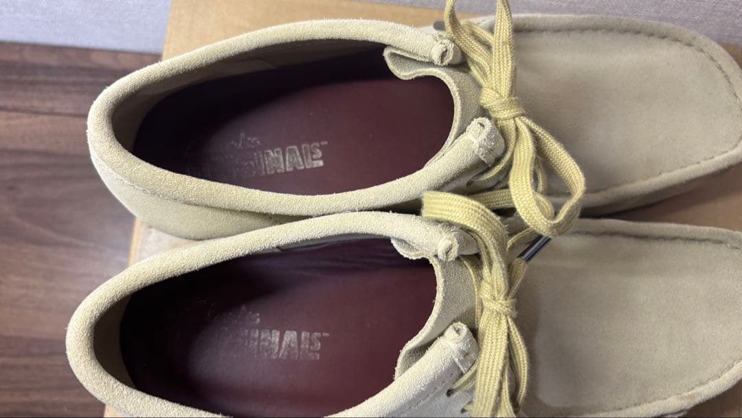 靴 Clarks wallabee