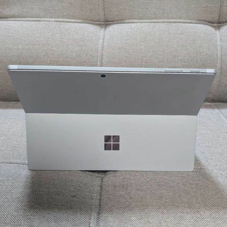 美品／Surface Pro 7 i5 8GB 128GBタイプカバー付き A