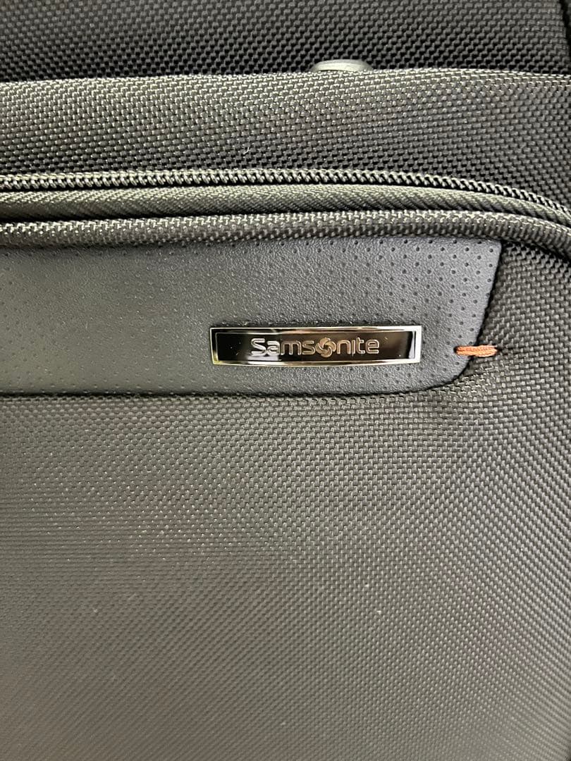 【 カズ 】サムソナイト XENON ４輪 ビジネスカバン　出張に最適
