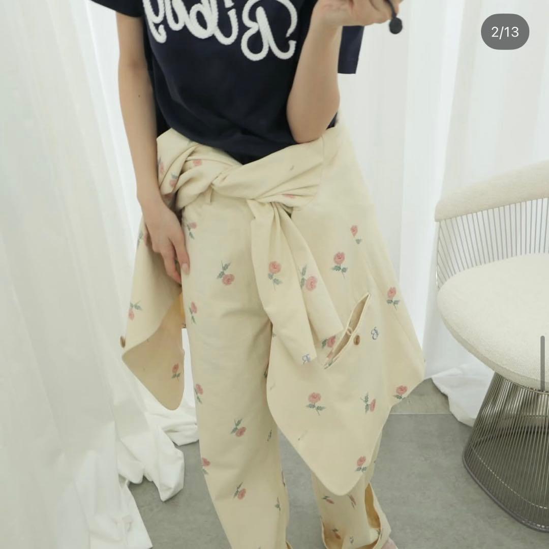 bibiy. ビビィ 新作 ロゴTシャツ