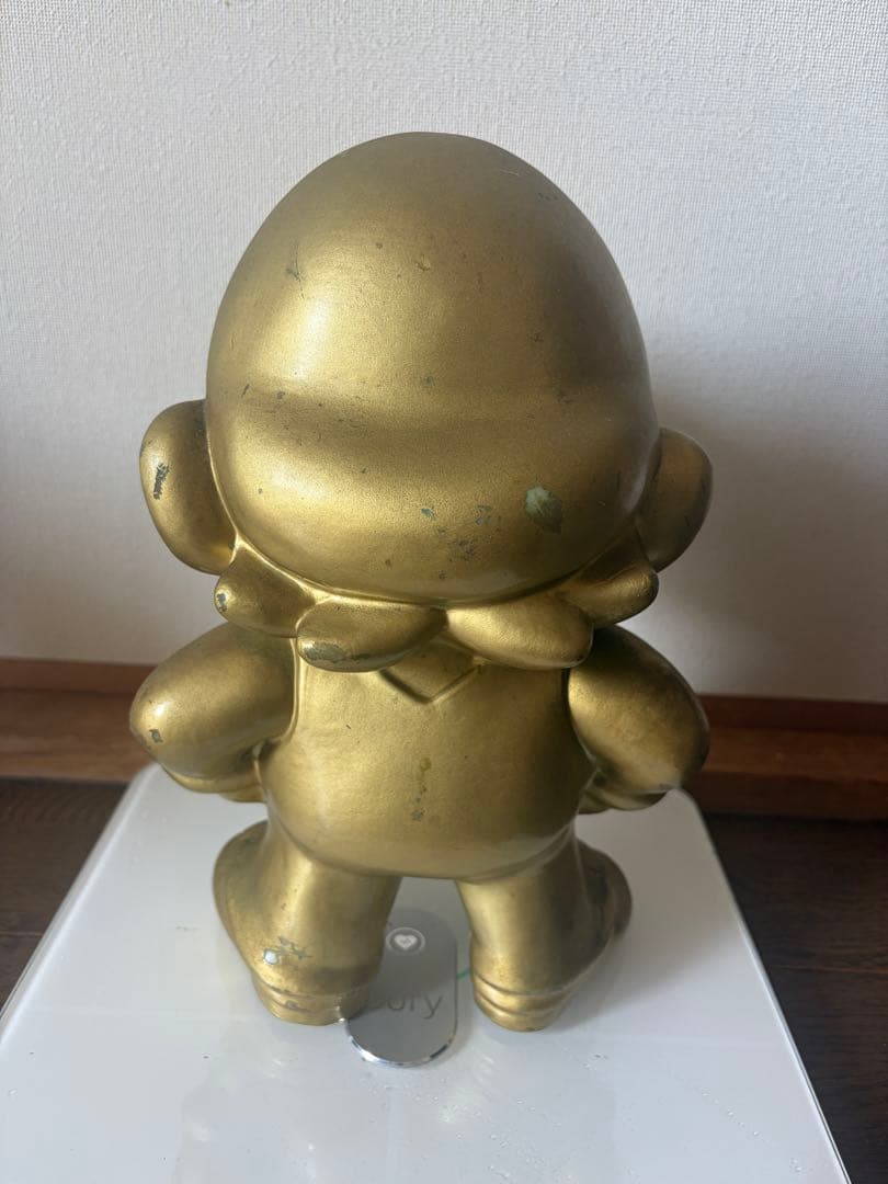 【非売品】任天堂特約店金のマリオ像　Golden Mario Statue