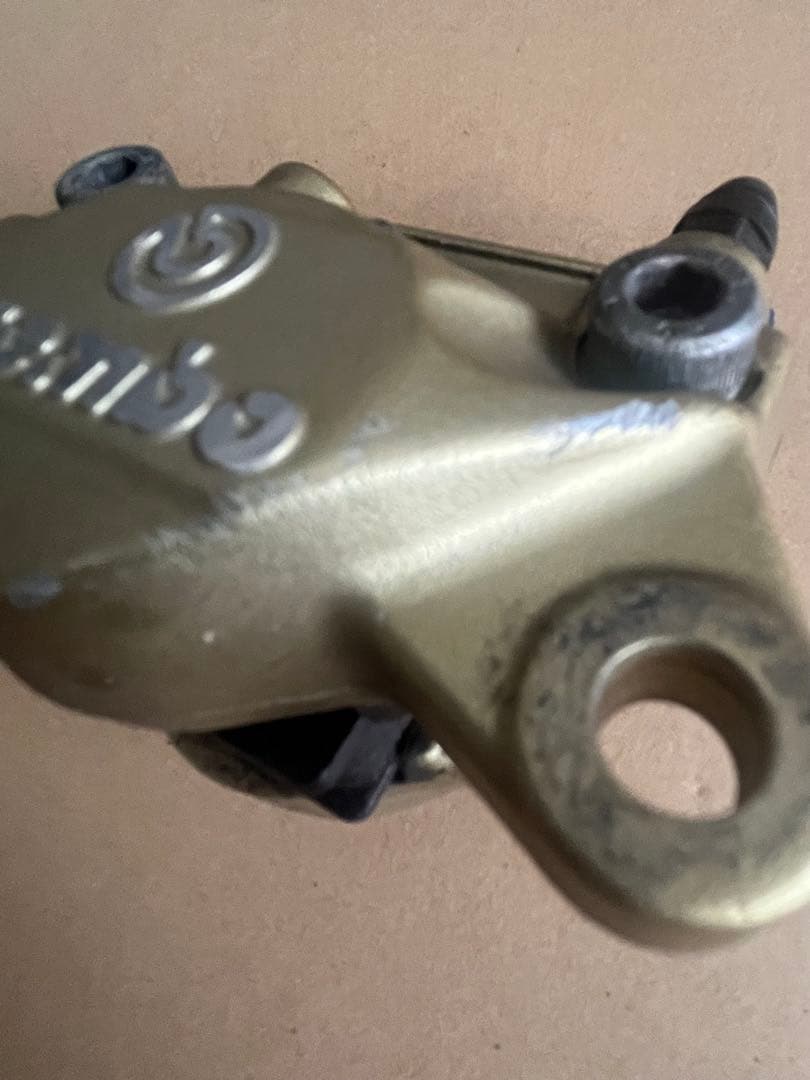 brembo ブレンボ 2ピストンキャリパー 旧カニピッチ84mm/Φ32