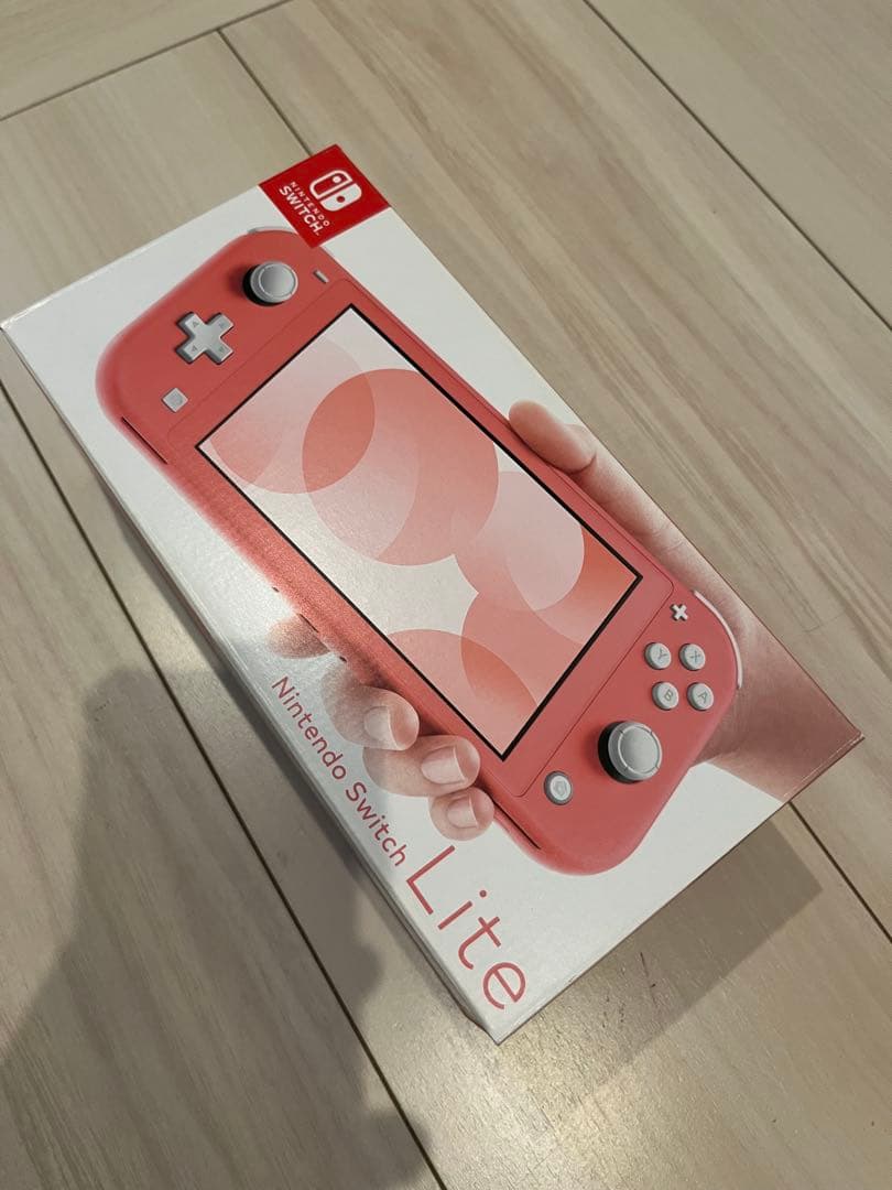 ニンテンドー　Switchライト　動作確認済み