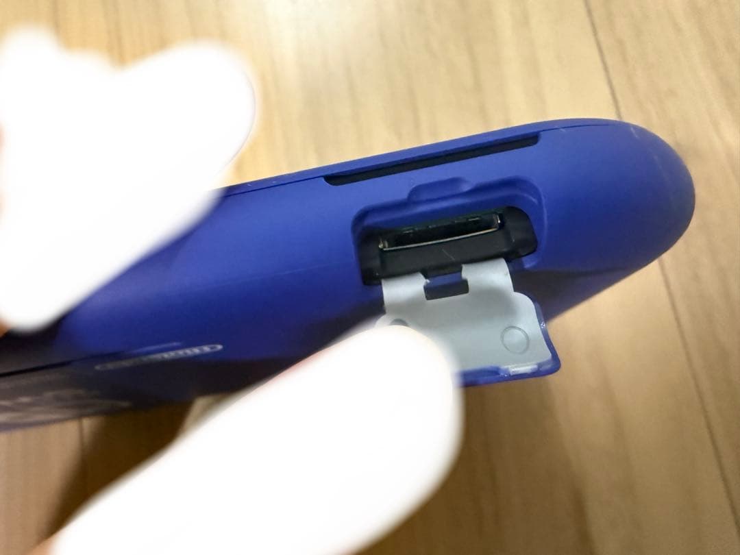 (最終値下げ)NintendoSwitch Light ブルー ケース付き