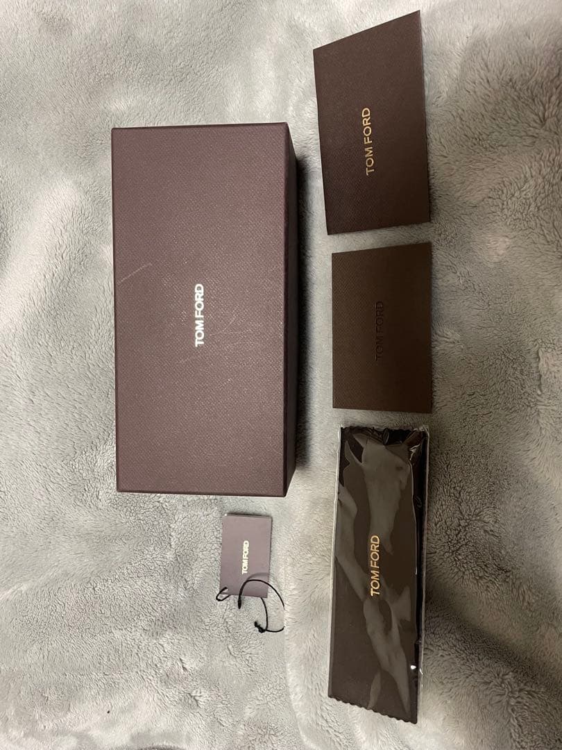 TOM FORD トムフォード サングラス Cary TF58
