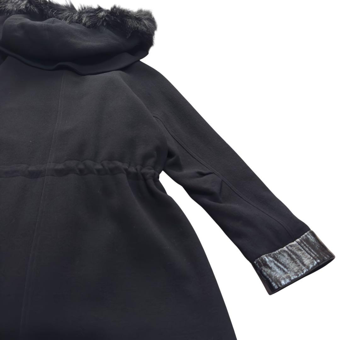 【美品】EMPORIO ARMANI ファーフード　ロングコート 42 ブラック