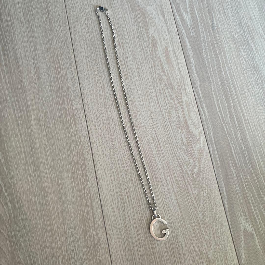 Gucciネックレス シルバー小傷はありますが全体的にきれいな状態です