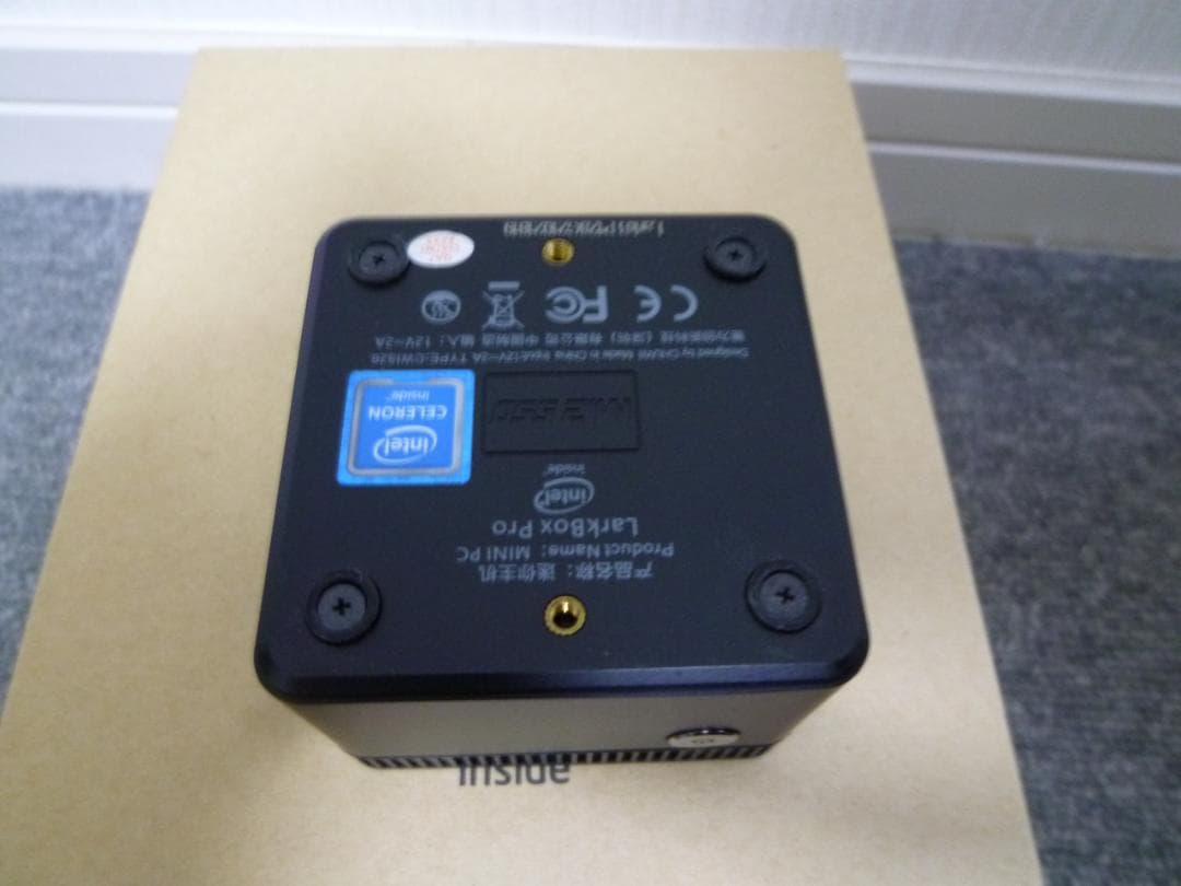 CHUWI LapBox Pro Windows10 ミニPC