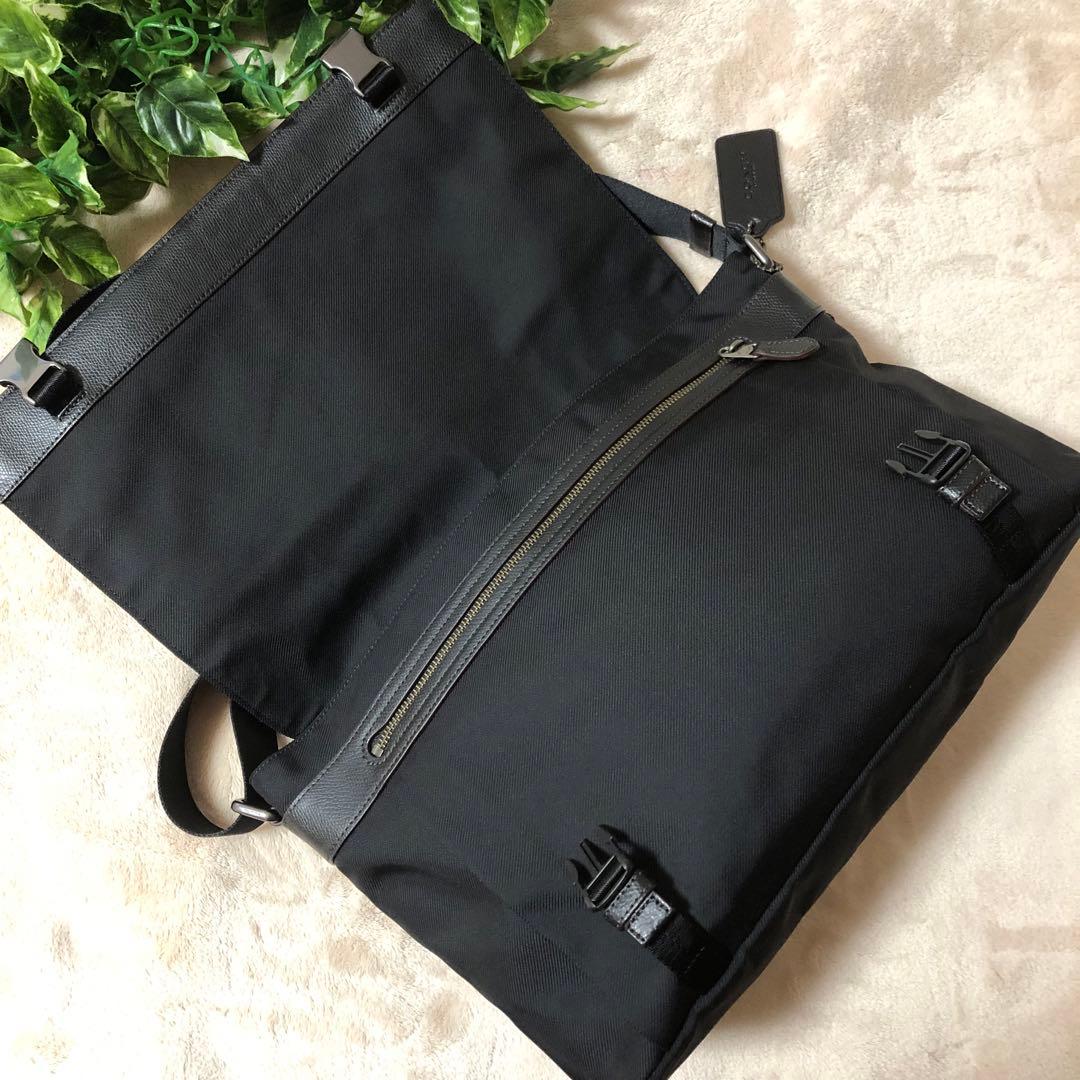 Marine　極美品　コーチメッセンジャーバッグサリバン　ブラック　肩がけ