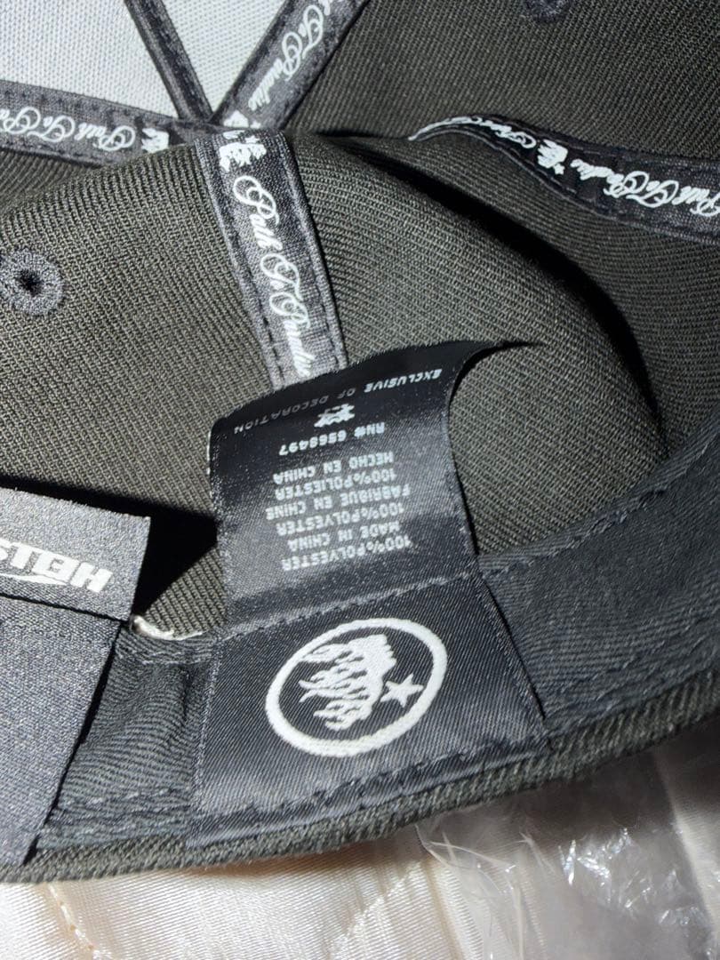 【希少】HELLSTAR Og Logo BLACK Cap(fitted)