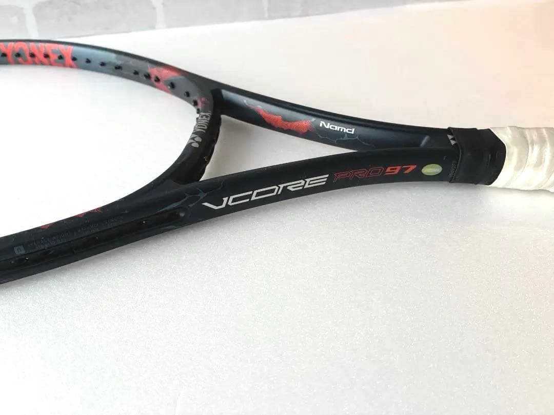 ⭐️中古⭐️YONEX テニスラケット　VCORE　PRO ブイコアプロ97