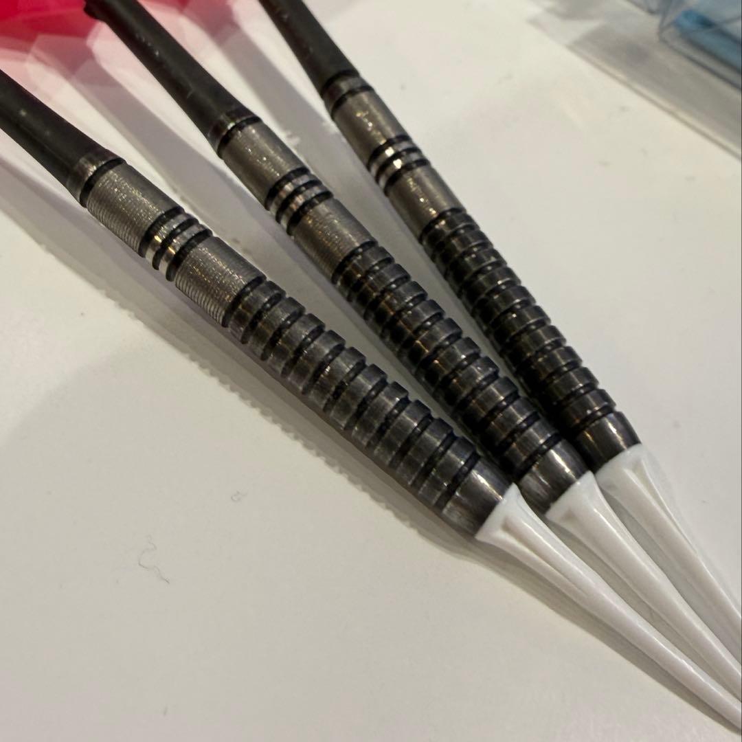 ダーツ One80 Beau Greaves 20G Black Edition