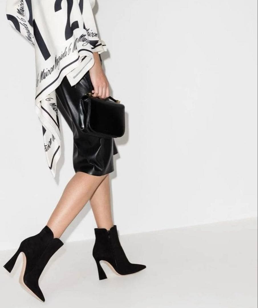 Gianvito Rossi aura 105 ショートブーツ　スウェード 黒