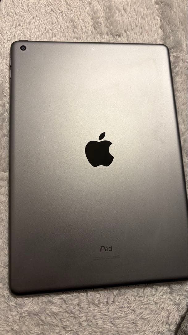 【美品】iPad 第7世代 2019 128GB スペースグレイ