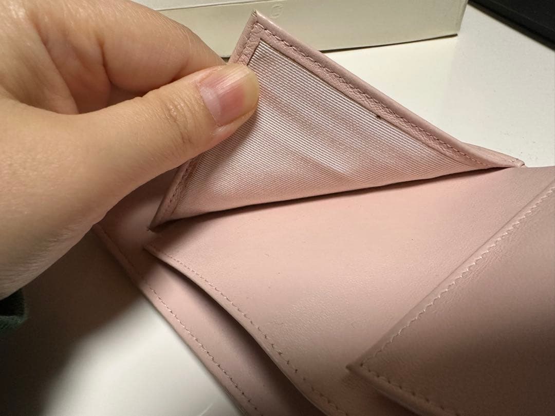 CHANEL 三つ折り財布 ピンク【限定色】