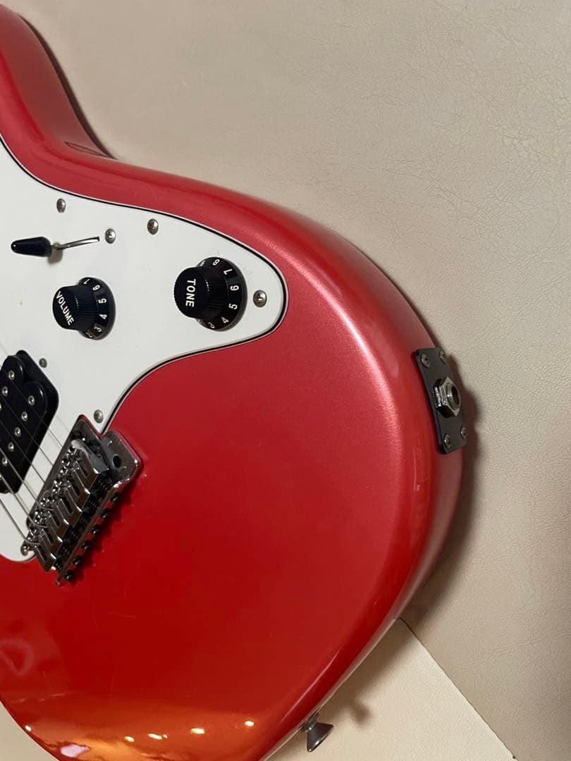 FERNANDES LIMITED EDITION ストラトタイプ　パールピンク