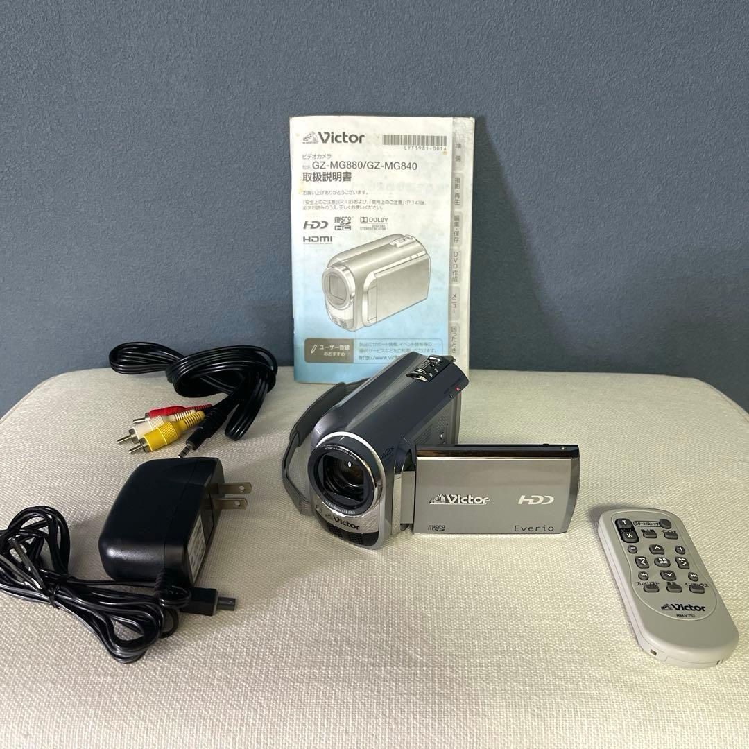 【美品】Victor ビデオカメラ GZ-MG840-S Everio ビクター
