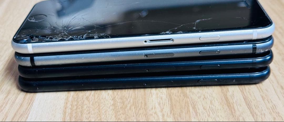 iPhone SE2と8 セット4台