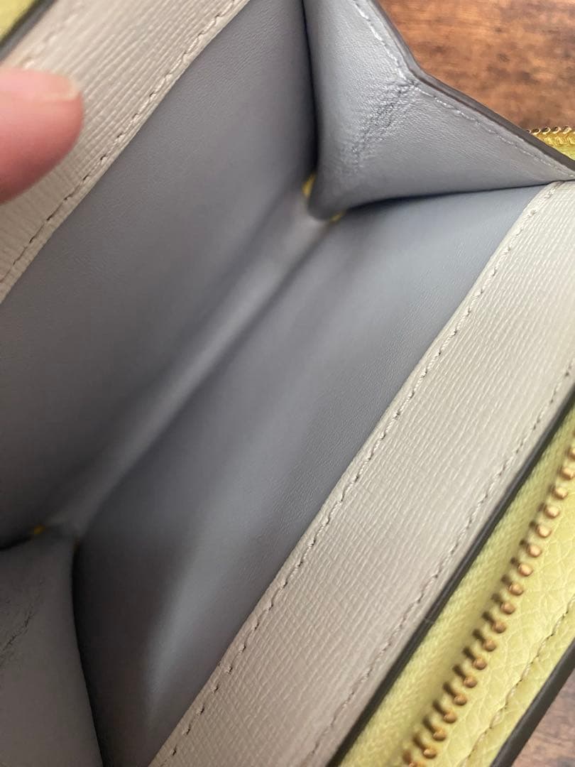 Tory Burch 二つ折り財布 イエロー
