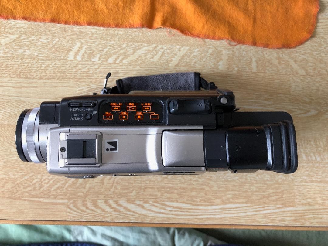 ビデオカメラ SONY DCR-TRV8 MiniDV
