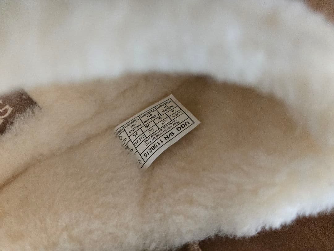 UGG W PUMPED SLIDE アグ パンプド スライド ムートンブーツ