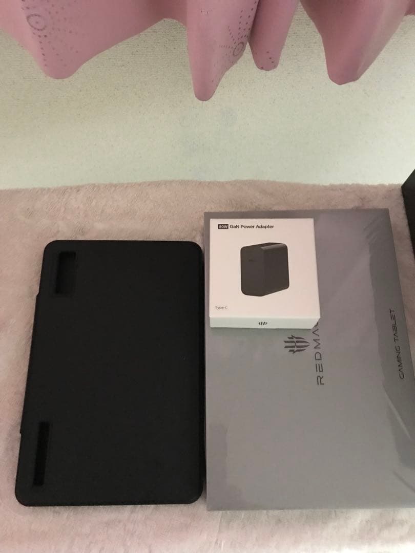 ほぼ未使用REDMAGIC アストラTablet 純正高速充電器等オマケ付き