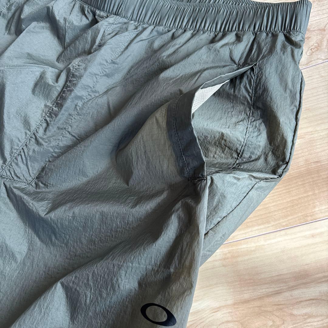 新品　オークリー　メンズ　ライフスタイルウェア　撥水　防風　裏メッシュ　L