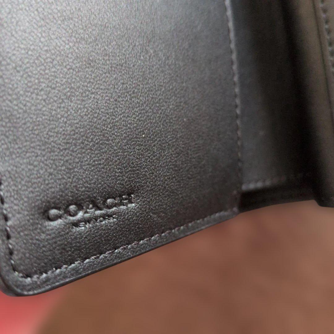 COACH モノグラム 二つ折り財布　新品未使用