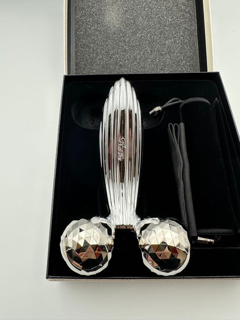 未使用/完品ReFa CARAT RAY リファカラットレイ 正規品 美顔器