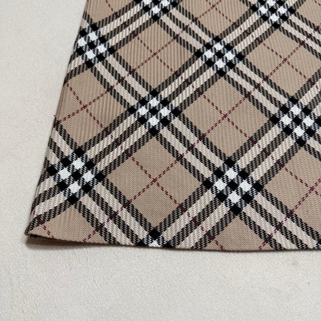 Burberry Londonノバチェック　ロングスカート 大きい15ABR