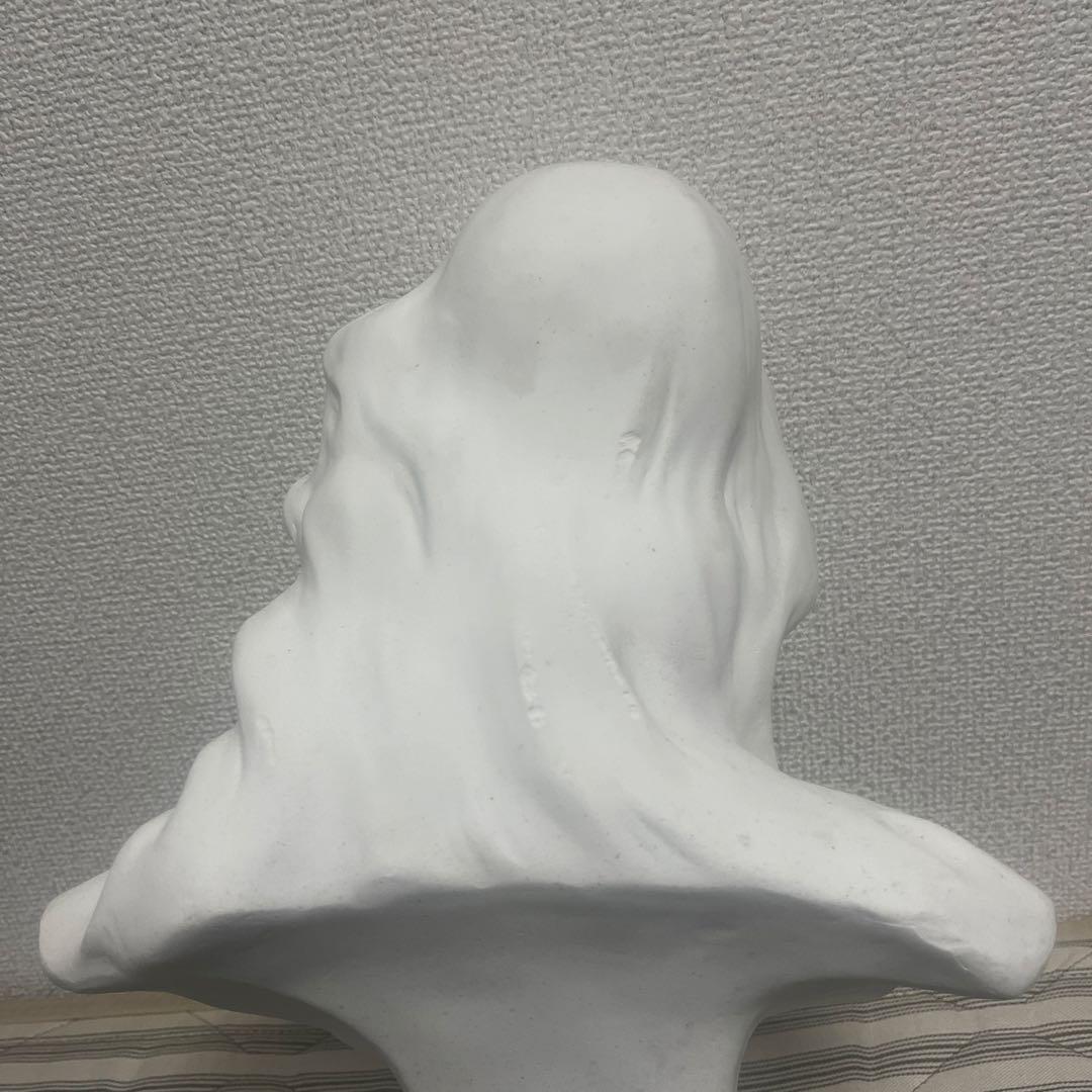 スズランの少女　石膏像