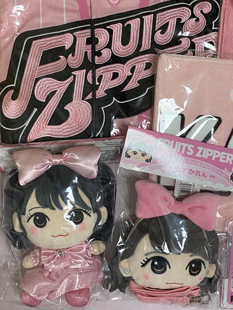 【FRUITS ZIPPER】松本かれんちゃんグッズ