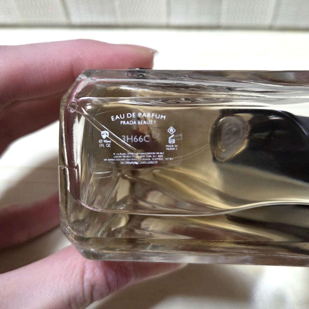 【匿名配送】PRADA 香水 PARADOX オーデパルファム 90ml