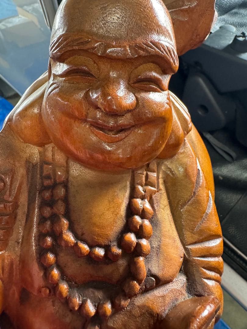 布袋尊(木彫り) とても美しい