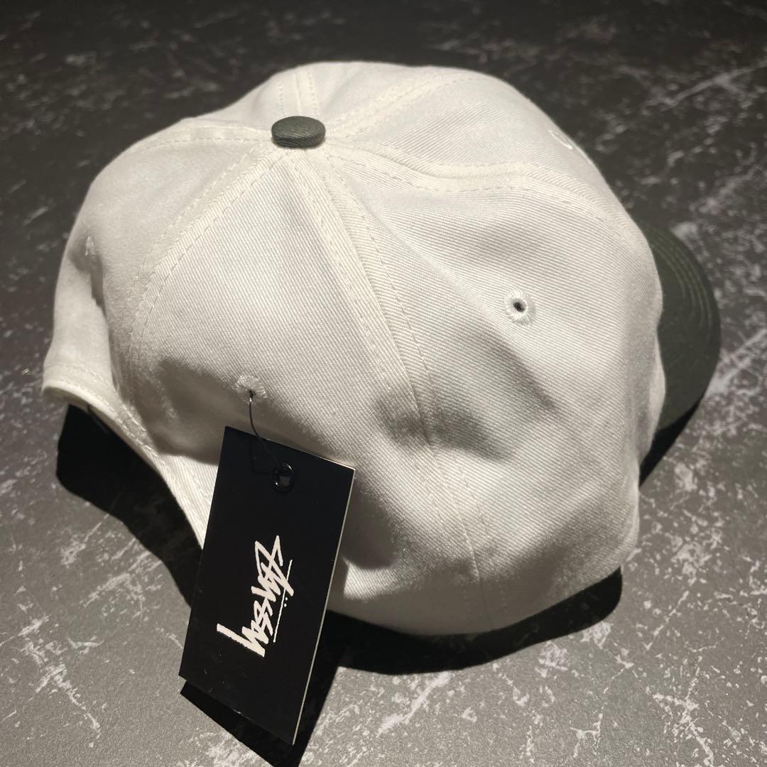 Stussy Sロゴ刺繍キャップ ホワイト/モスグリーン