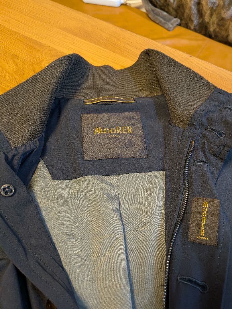 MOORER CARLOS KN ストレッチブルゾン 46“