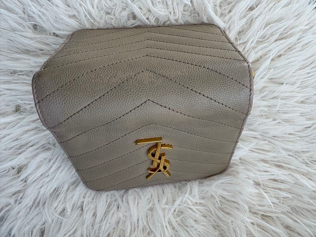 ✨YSL イヴサンローラン 財布 コンパクト ベージュ レディース